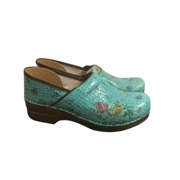 Vintage Dansko Clogs - Picture 1 of 7